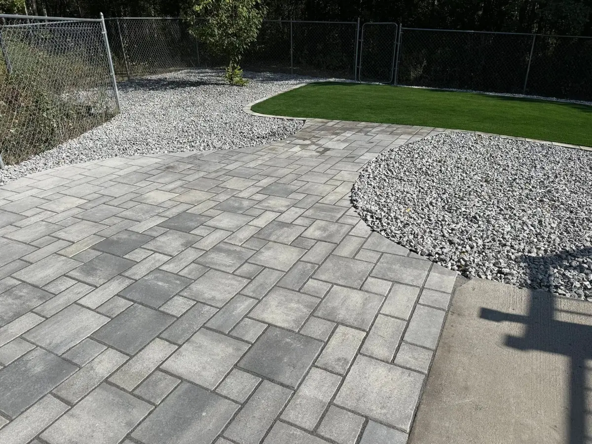 Real Heads Up Outdoor Services work